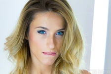 Cara Mell | Blonde Babe Loves Nylon