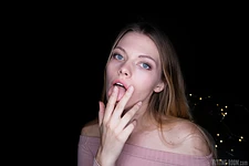 Sophie Sparks | ASMR Model Loves Dildos