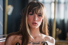 Laidylaixxoff | For Your Eyes Only