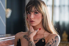 Laidylaixxoff | For Your Eyes Only