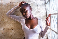 Zaawaadi | Wet Sexy Goddess