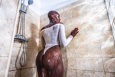 Zaawaadi | Wet Sexy Goddess