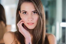 Lili Charmelle | So Innocent