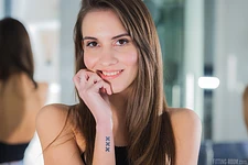 Lili Charmelle | So Innocent