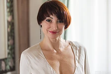 Ola Ramona - Nympho Matura Woman - FHG