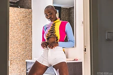 Zaawaadi - Black Goddess