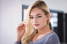 Leanne Lace - So Cute So Hot