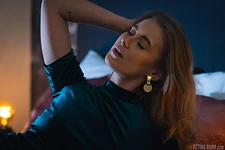 Eyla Moore - An Intimate Masturbation