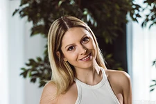 Rebecca Volpetti - Which Panty You Prefer