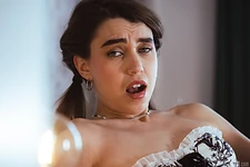 Elena Vedem - Honey Loves Nylon