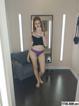 Heidi Rom | Private Selfies