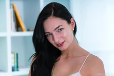 Leanne Lace | Perfect Czech Bum