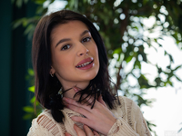 Asandra Dewy - Riding My Dildo