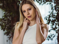 Rebecca Volpetti - Which Panty You Prefer
